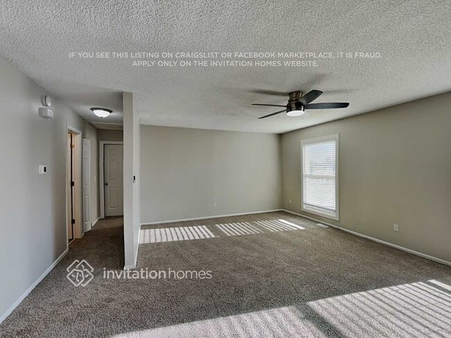 Building Photo - 9764 Columbine Ct