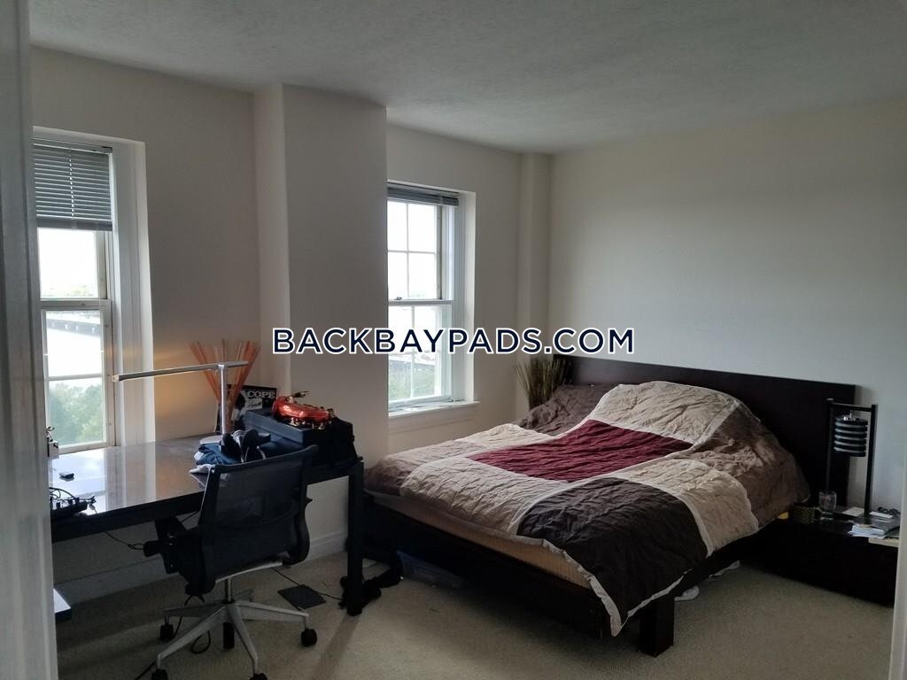 Foto del edificio - 534 Beacon St