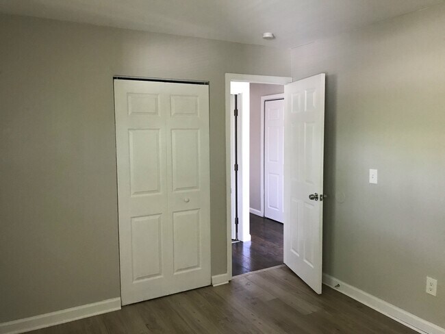 Building Photo - 10053 Sturgeon Ln