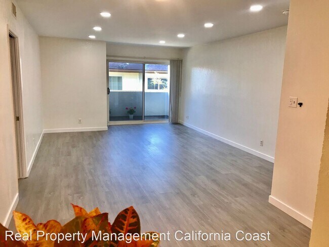 Building Photo - 2 br, 2 bath House - 222 East Tamarack Ave...