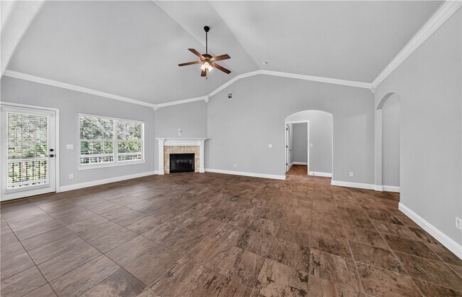 Building Photo - 9 Monmouth Dr