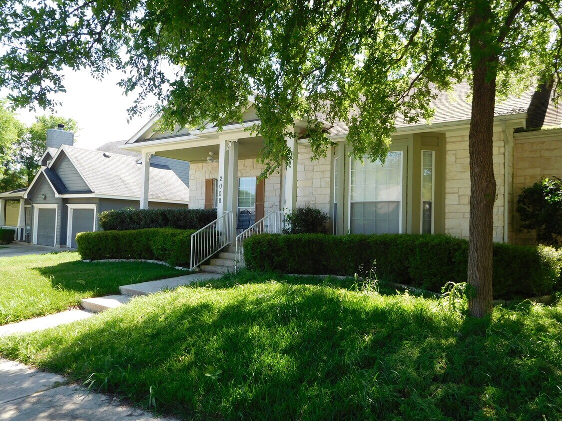 Foto principal - 2008 Northview Dr