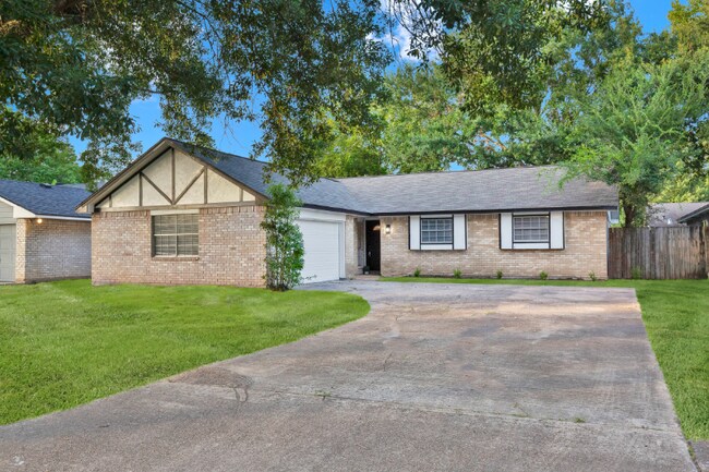 Building Photo - 23534 Whispering Willow Dr