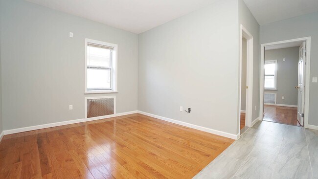 Building Photo - 2020 81 St