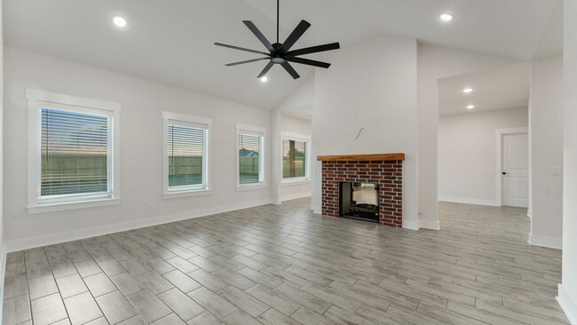 Foto del edificio - Delightful 3-bedroom residence featuring 2...