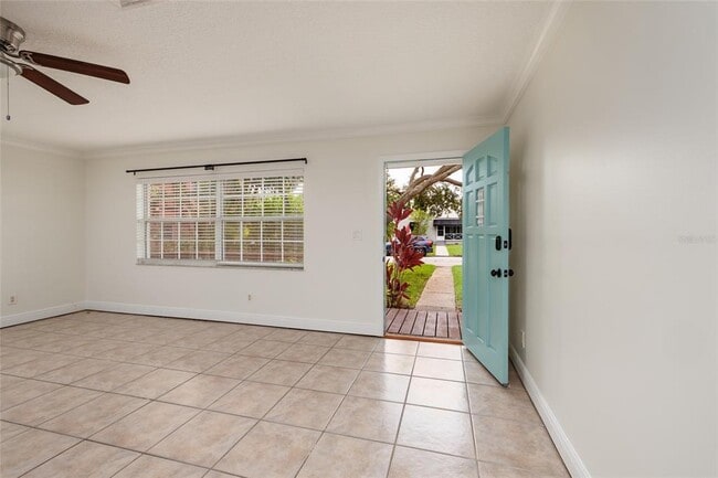 Foto del edificio - 121 28th Ave N