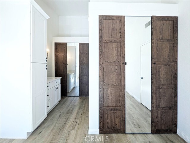 Building Photo - 19 Redbud