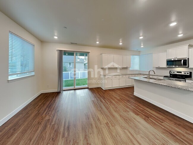 Foto del edificio - 13802 107th Ave Ct E