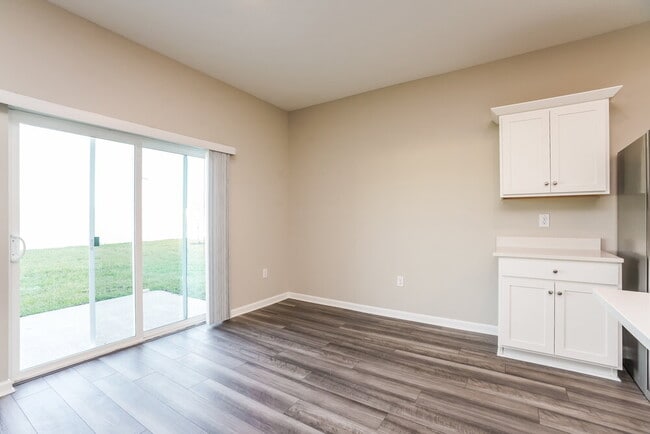 Building Photo - 813 Kings Pine Ct