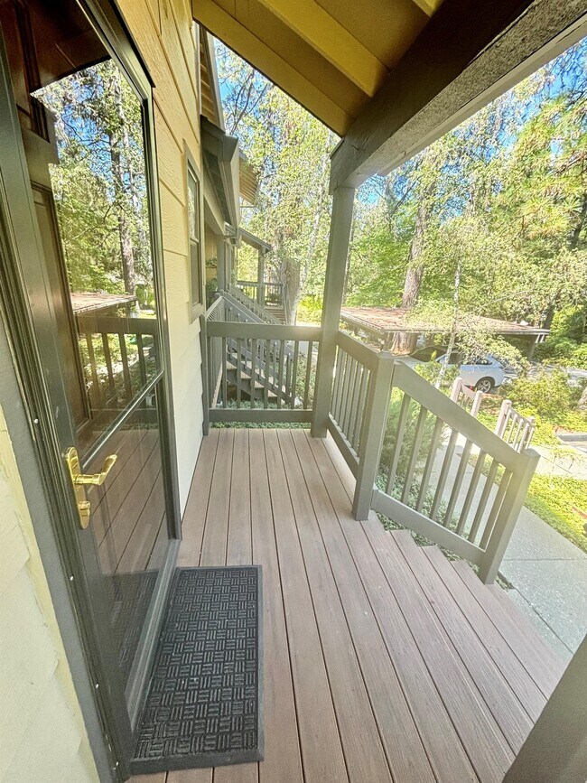 Foto del edificio - 315 Gracie Rd