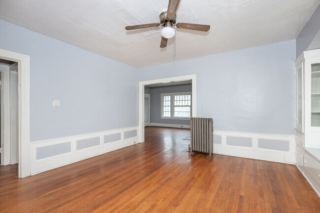 Foto del edificio - 2827 Avondale Ave