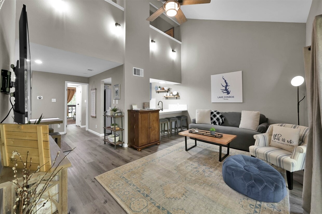 Primary Photo - 3900 Aspen Dr