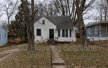 Building Photo - 1335 N Osage St