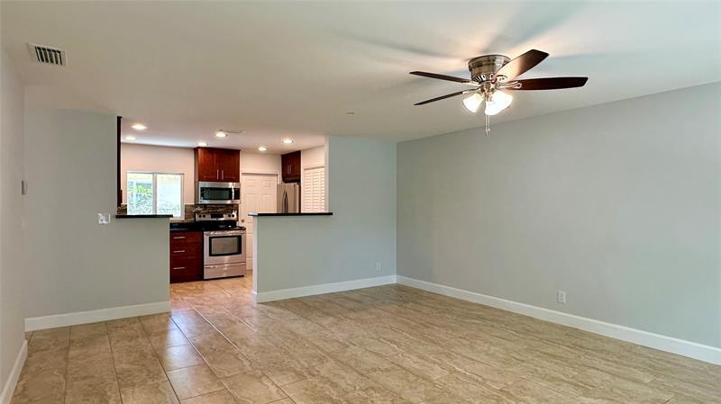 Foto principal - 400 SW 9th St