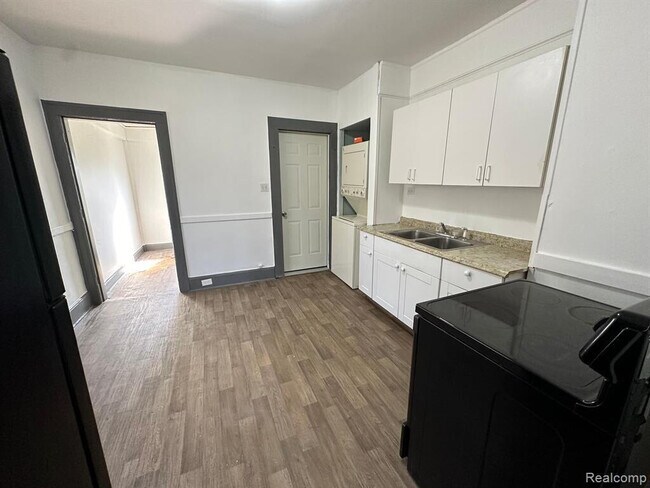 Foto del edificio - 734 Ashland St