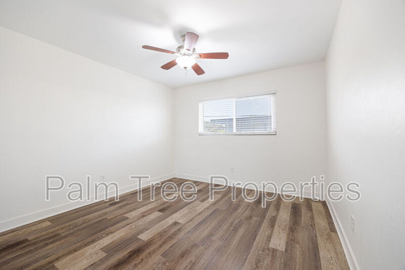 Foto principal - 4284 Schoolridge Ln