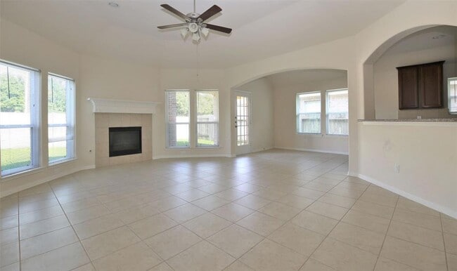 Building Photo - 3504 Cortona Ln