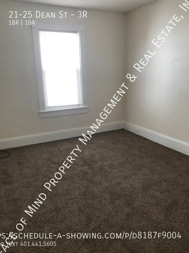 Building Photo - Cozy 1 bedroom unit on the 3rd floor for $...