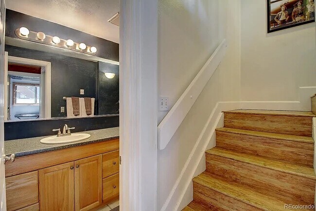 basement bathroom - 4482 Greenbriar Blvd