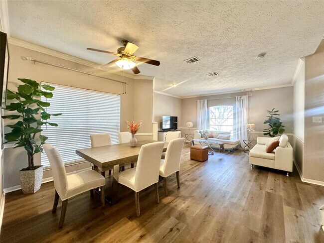 Foto del edificio - Sheffield Drive, Missouri City, TX 77459 - 4 BR 2.5 BA single-family home