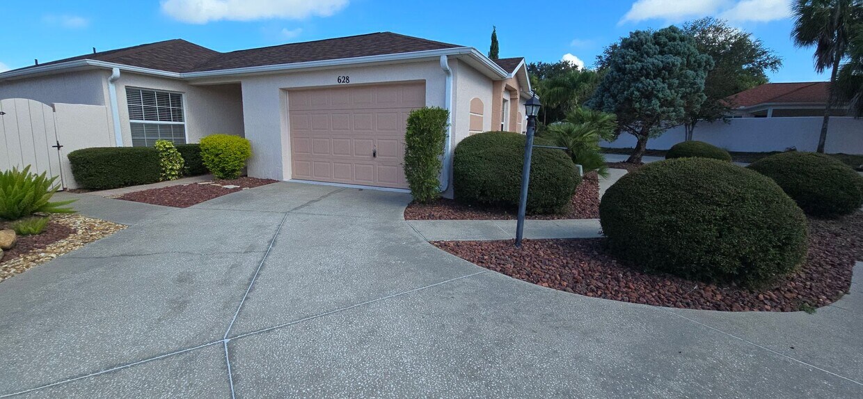 Foto principal - Prime Location – Just Minutes from Lake Su...