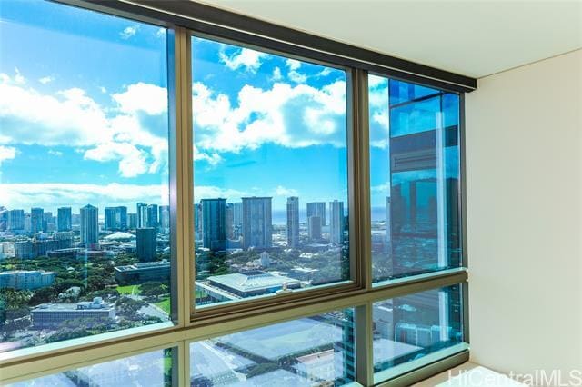 Foto del edificio - 1200 Queen Emma St