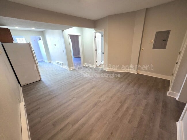 Foto del edificio - 1338 Portage Street