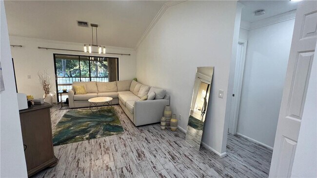 Foto del edificio - 5580 Coach House Cir