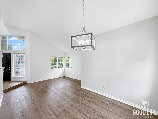 Foto del edificio - Stunning Rancho Penasquitos Home!
