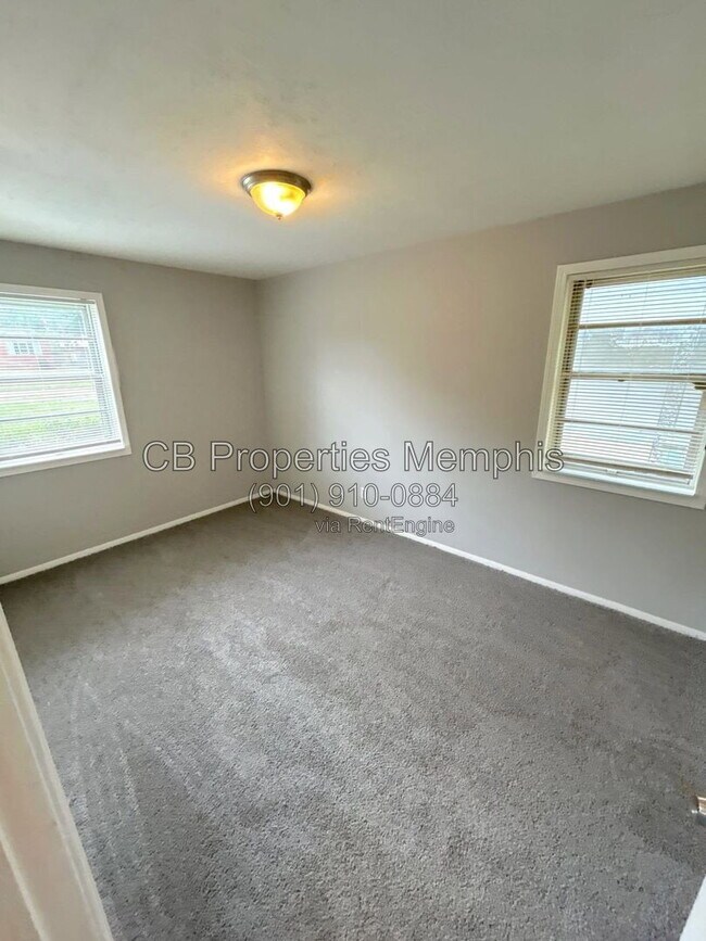 Foto del edificio - 5457 Millbranch Rd