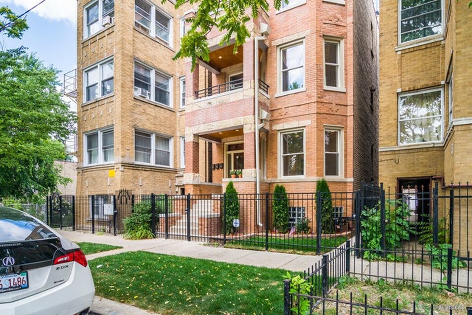 Primary Photo - 3338 W Potomac Ave