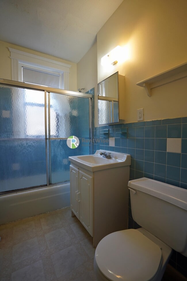 Foto del edificio - 1152 Commonwealth Ave