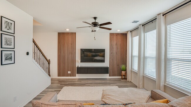 Building Photo - 1806 Overlook Bnd