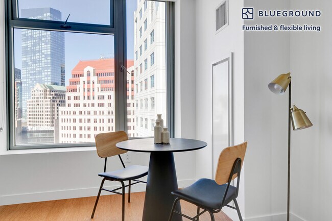 Foto del edificio - 120 Kingston St