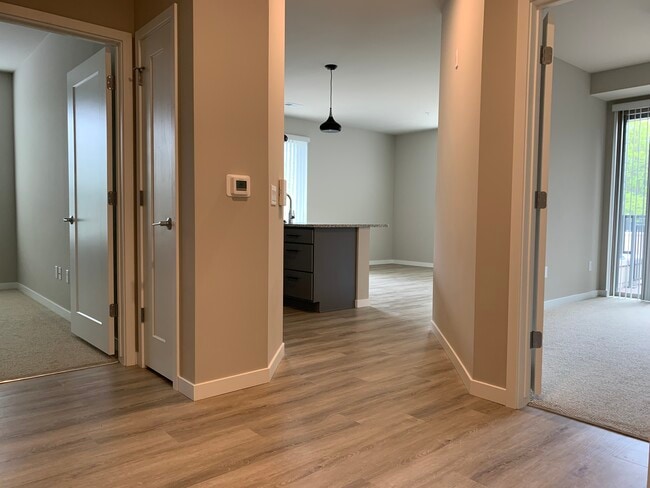 Building Photo - The Summit Residences