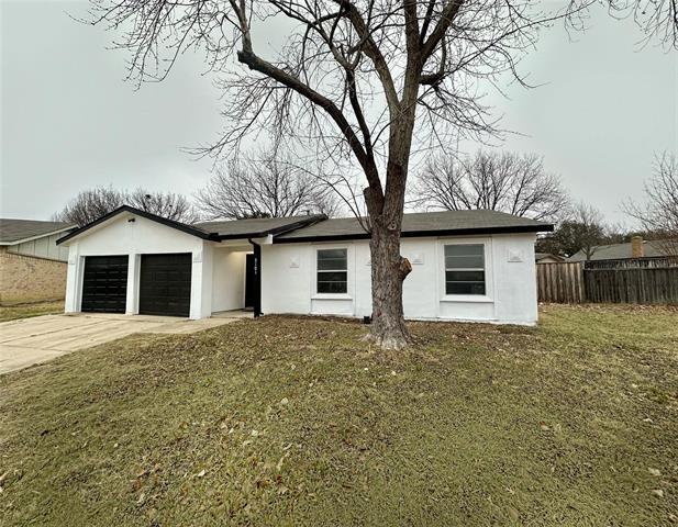Foto del edificio - 3101 Primrose Ln