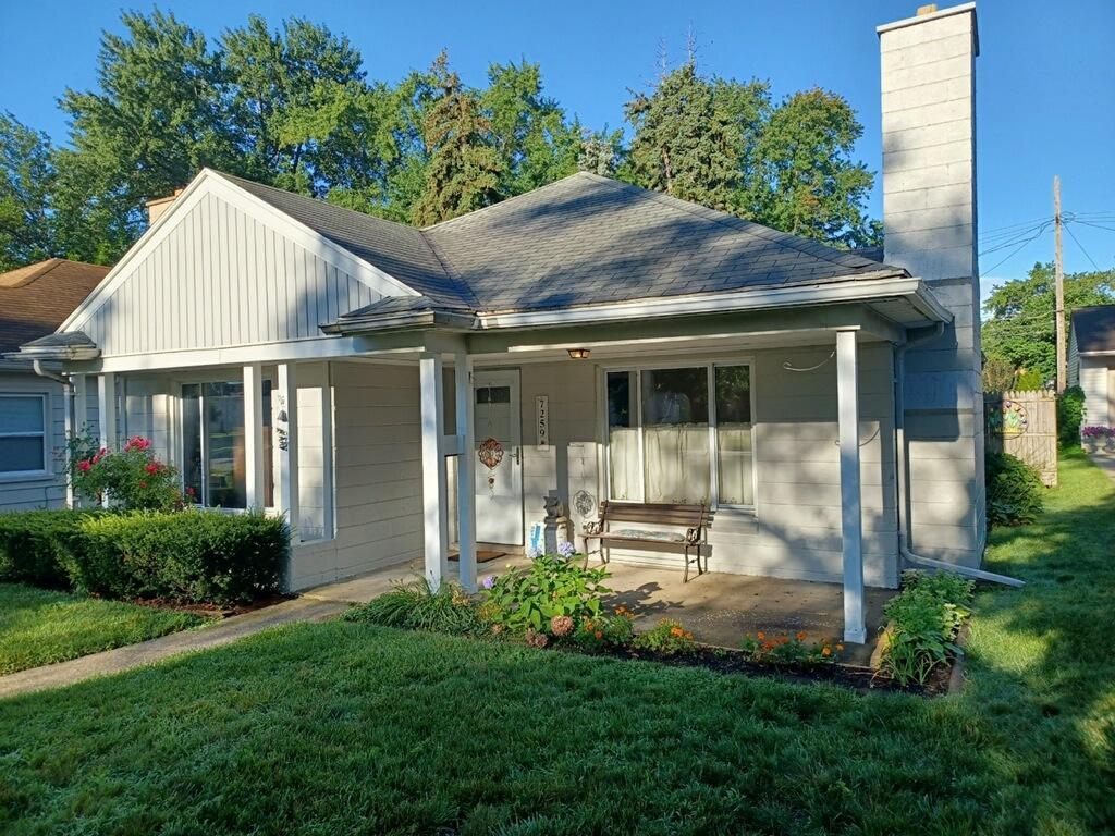 Primary Photo - 7259 N Vernon St