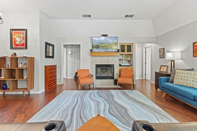 Foto del edificio - 1109 Perkins St