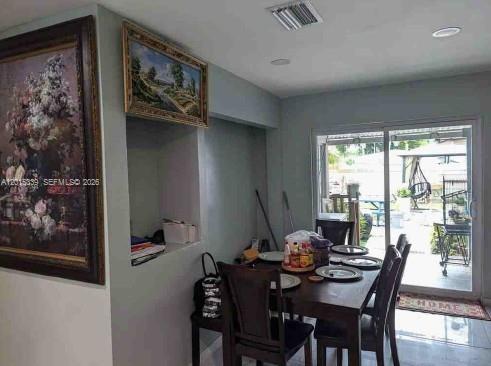 Foto del edificio - 1430 NE 175th St