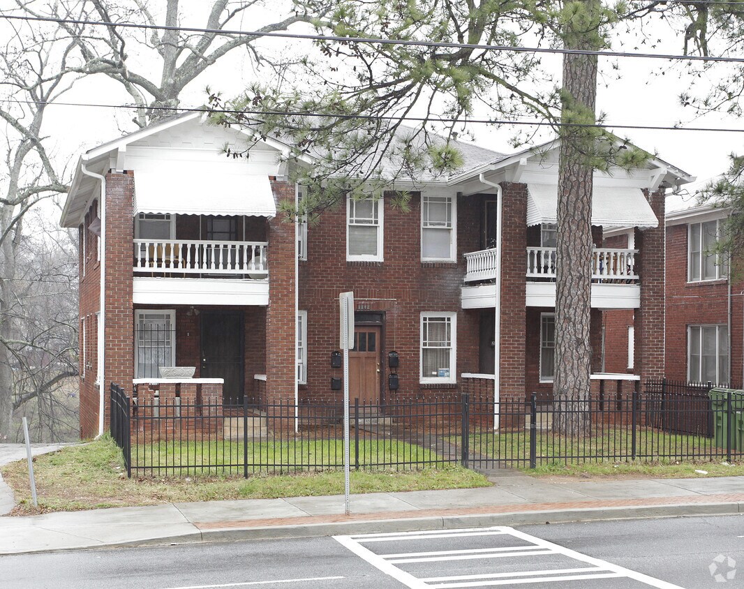 Primary Photo - 1152 SW Metropolitan Pky