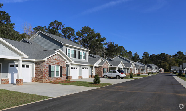 Building Photo - Palladian at Daphne Apartment Homes