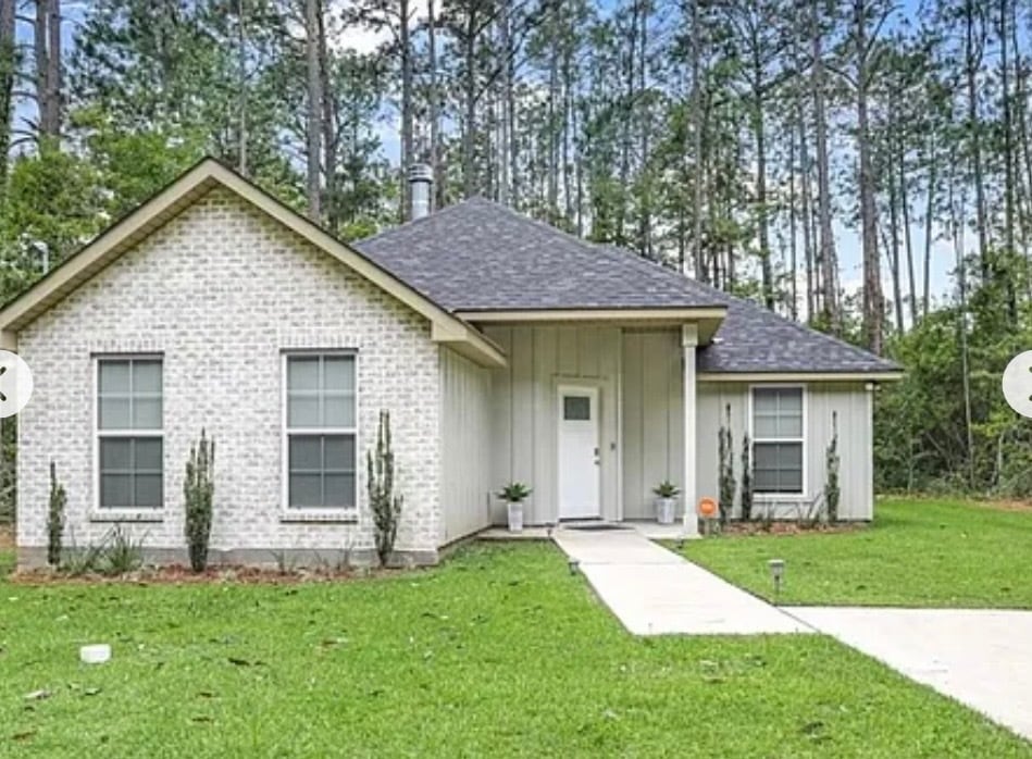 Building Photo - 62049 Choctaw Dr