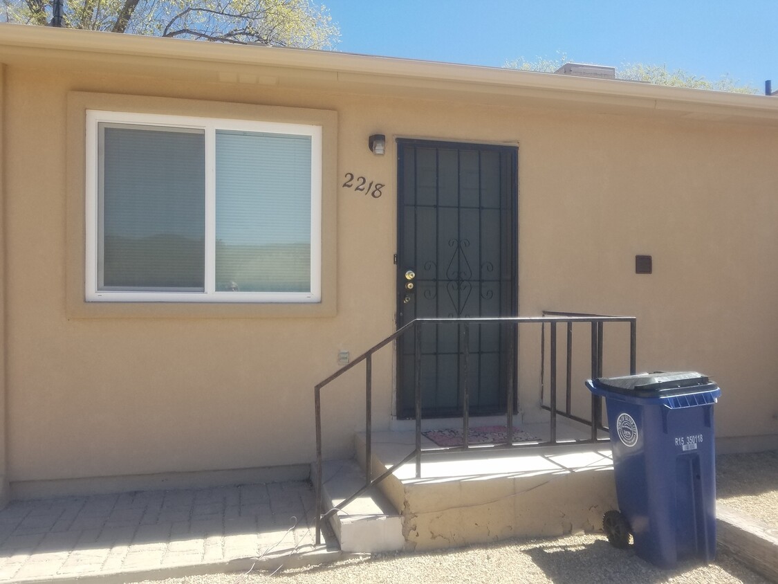 Foto principal - 2218 Little Walnut Rd