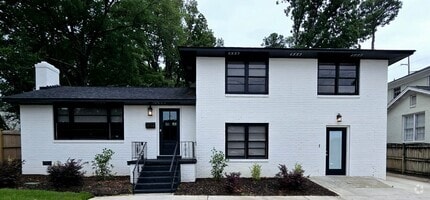 Building Photo - 2534 Forest Dr