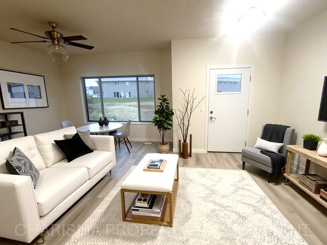 Foto del edificio - 9300 W 32nd St