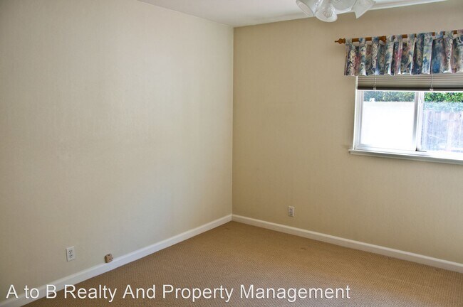 Building Photo - 4 br, 2 bath House - 6371 Mountford Drive
