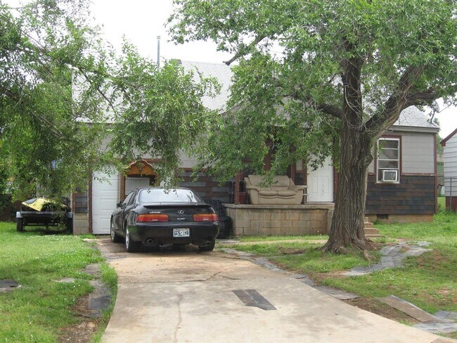 Foto del edificio - 3 Bedroom House in OKC