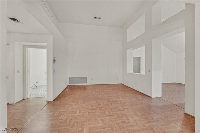 Foto del edificio - 2832 Dry Plains Dr