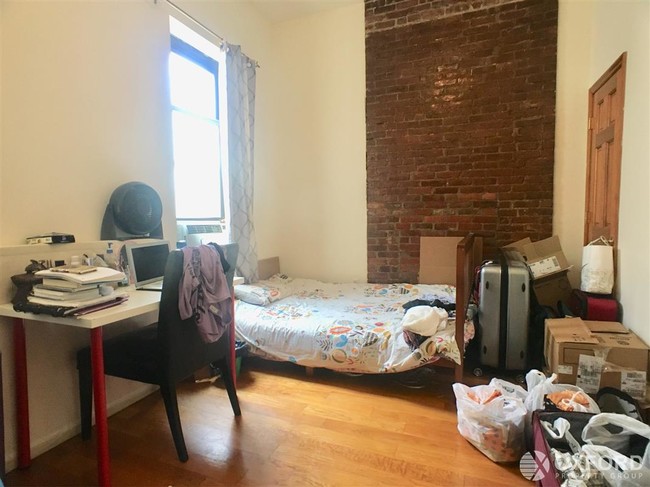 Building Photo - 910 Columbus Avenue