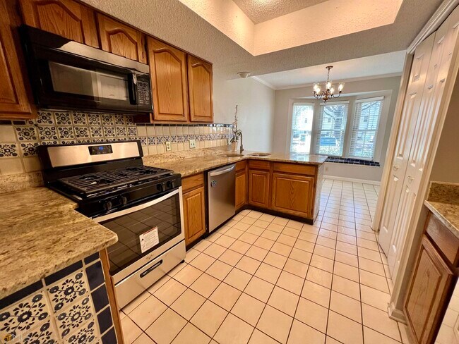 Foto del edificio - 122 Hampshire Ct